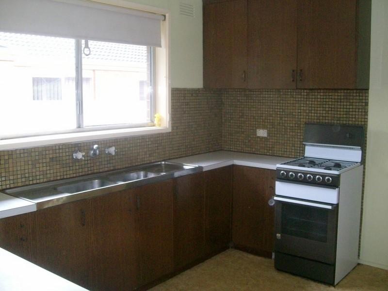 25 Arbroath Road, Wantirna South VIC 3152