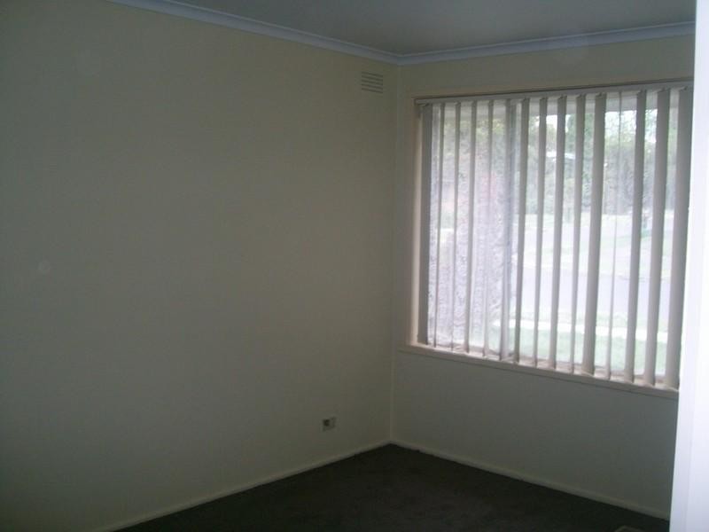 25 Arbroath Road, Wantirna South VIC 3152