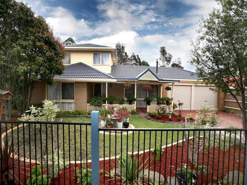 68 Bridgewater Way, Rowville VIC 3178