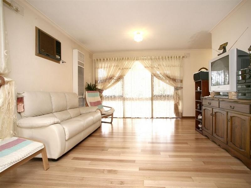 68 Bridgewater Way, Rowville VIC 3178