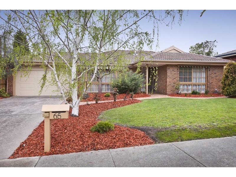 65 Bridgewater Way, Rowville VIC 3178