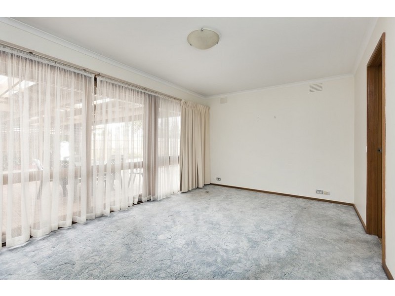 65 Bridgewater Way, Rowville VIC 3178