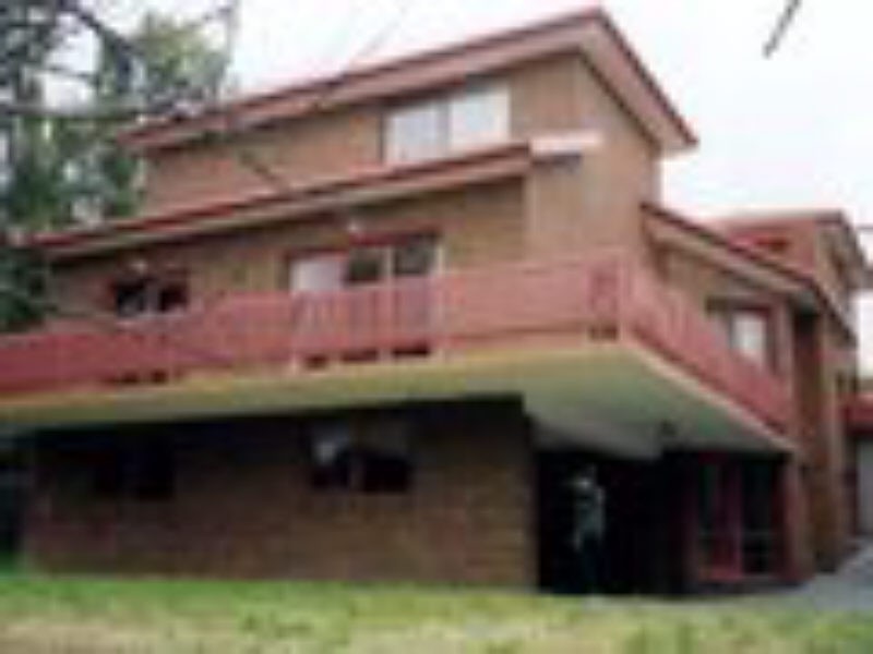 11 Wimbledon Court, Doncaster East VIC 3109