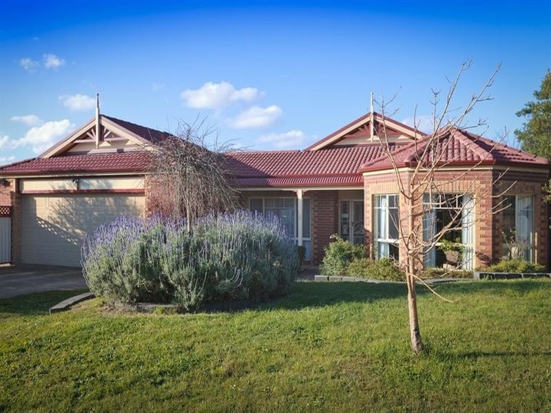 1 The Croft, Lysterfield VIC 3156