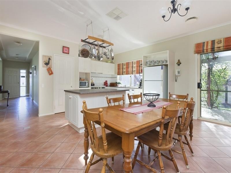 1 The Croft, Lysterfield VIC 3156