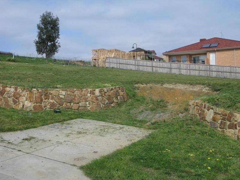 57 Viewgrand Rise, Lysterfield VIC 3156