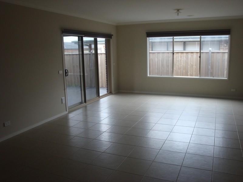 20 Bluemist Circuit, Lyndhurst VIC 3975
