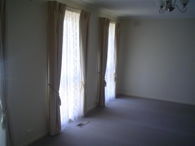 4 Gerang Close, Rowville VIC 3178