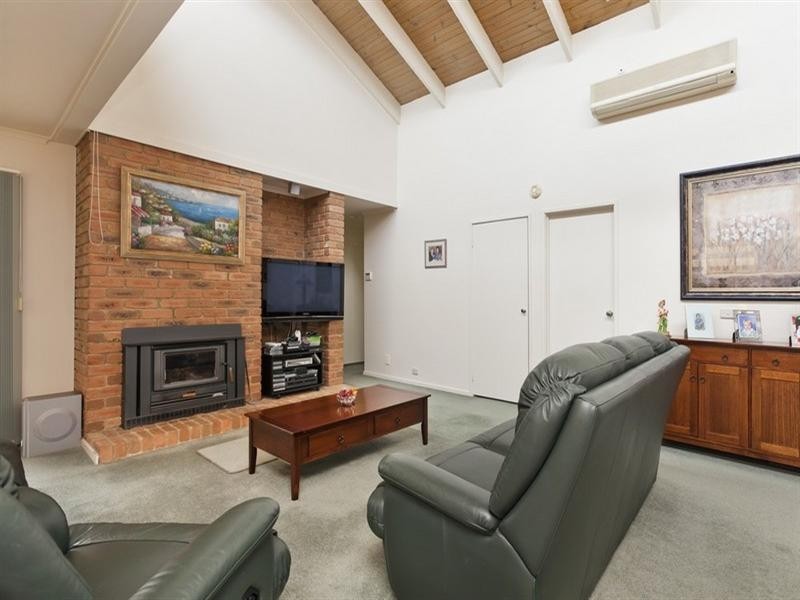 39 Simon Avenue, Rowville VIC 3178