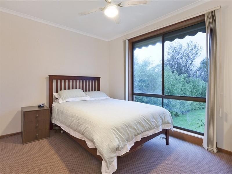 11 Bickerton Court, Rowville VIC 3178