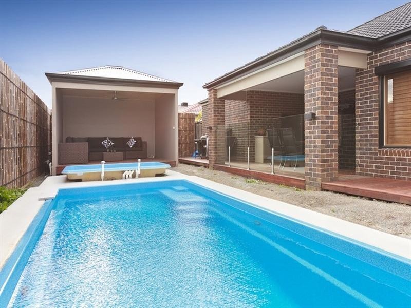 24 Ellendale Street, Rowville VIC 3178