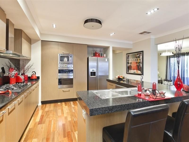 24 Ellendale Street, Rowville VIC 3178