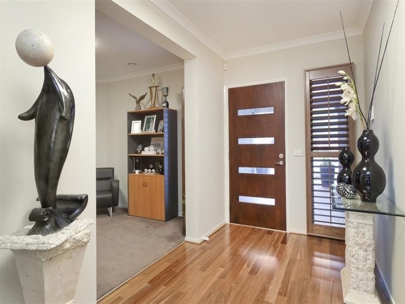 24 Ellendale Street, Rowville VIC 3178