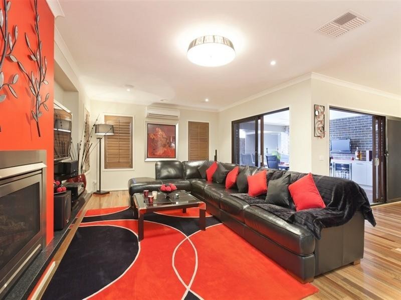 24 Ellendale Street, Rowville VIC 3178