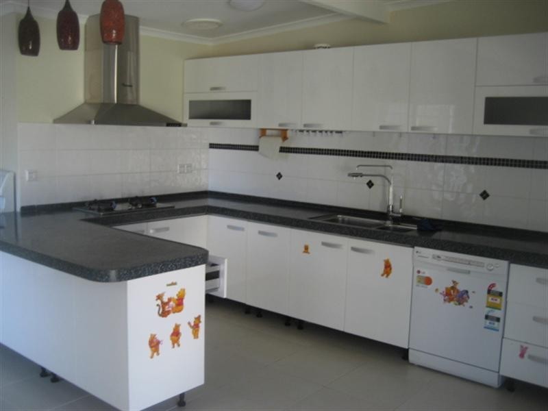 60 Hughes Crescent, Dandenong North VIC 3175