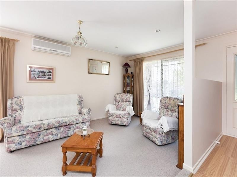 14 Hampshire Court, Rowville VIC 3178