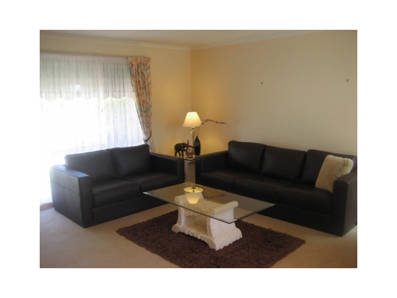 34 Valleyview Drive, Rowville VIC 3178