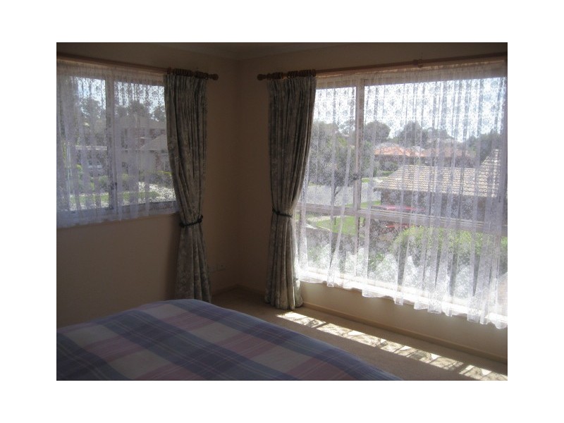 34 Valleyview Drive, Rowville VIC 3178