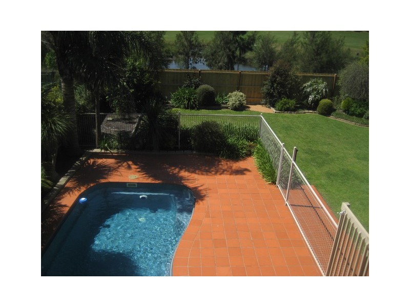 34 Valleyview Drive, Rowville VIC 3178