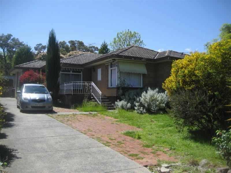 23 Currawa Drive, Boronia VIC 3155