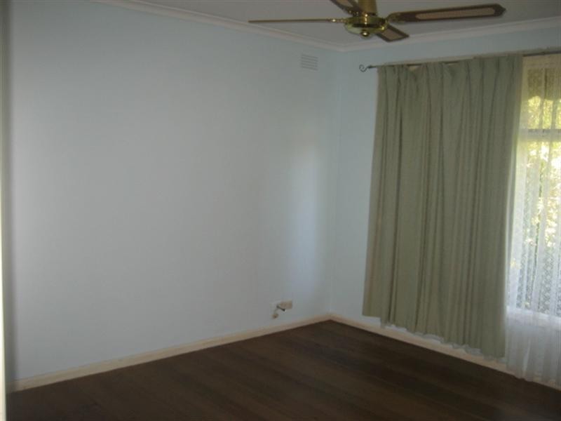 23 Currawa Drive, Boronia VIC 3155