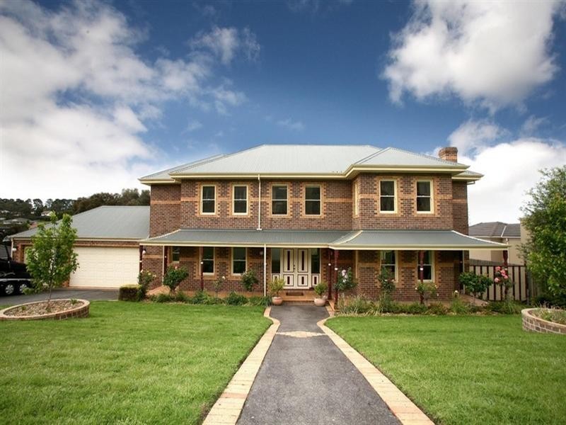 18 Parkview Terrace, Lysterfield South VIC 3156