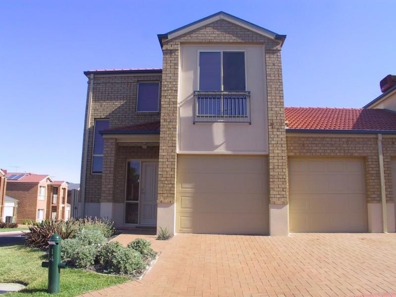 14 Houghton Drive, Ferntree Gully VIC 3156