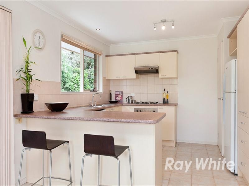 9 Waradgery Drive, Rowville VIC 3178