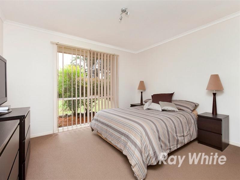 9 Waradgery Drive, Rowville VIC 3178