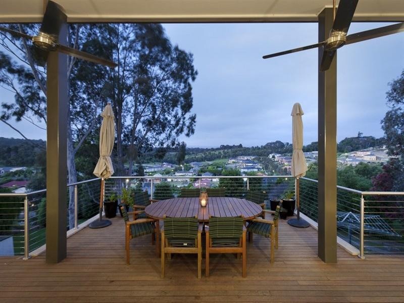 44 Churchill Park Drive, Lysterfield South VIC 3156