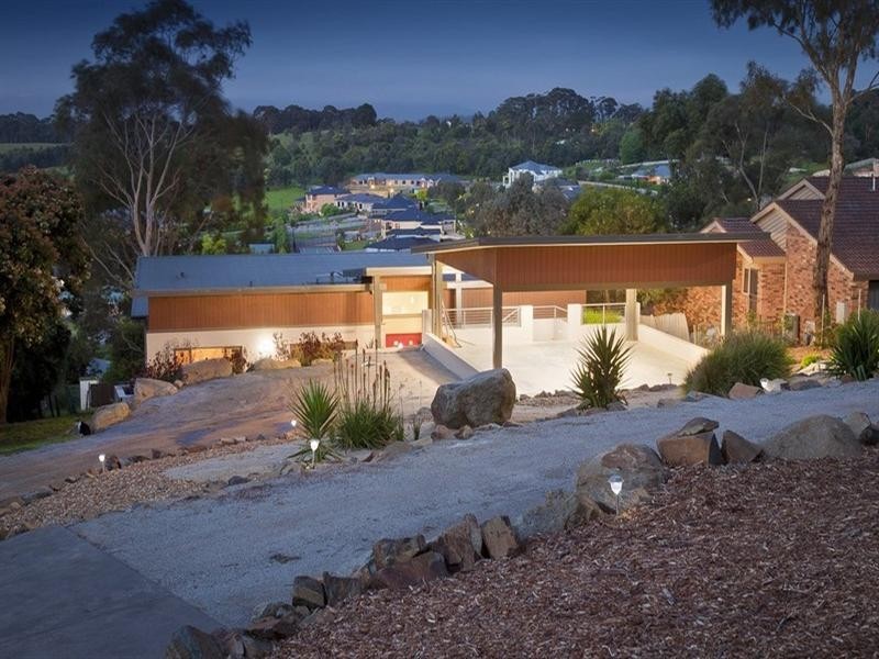 44 Churchill Park Drive, Lysterfield South VIC 3156