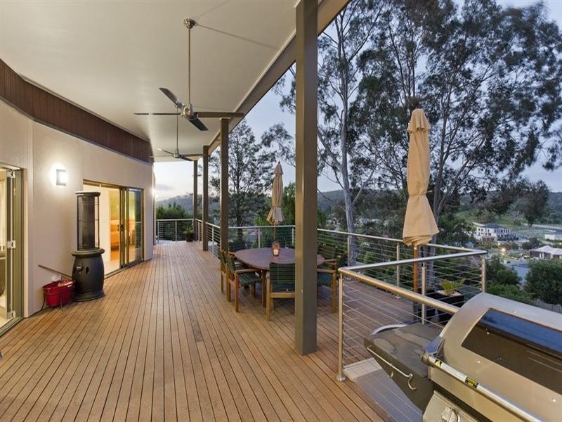 44 Churchill Park Drive, Lysterfield South VIC 3156