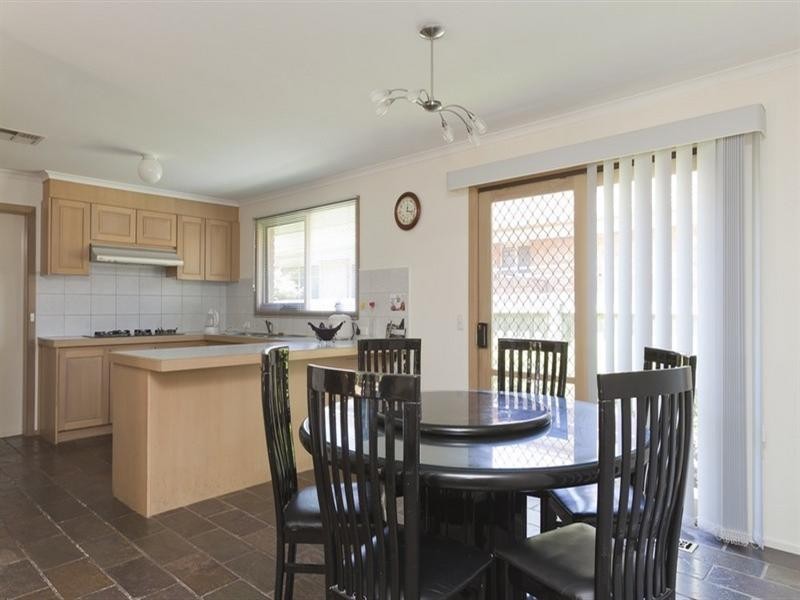 73 Balladonia Road, Rowville VIC 3178