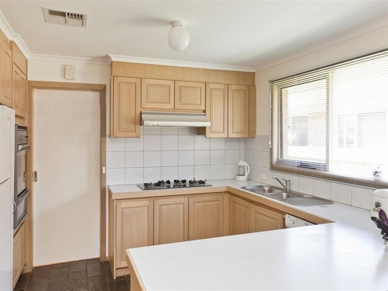 73 Balladonia Road, Rowville VIC 3178