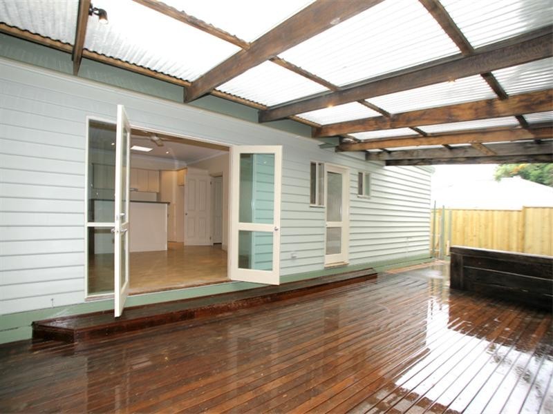 15a Deep Creek Road, Mitcham VIC 3132