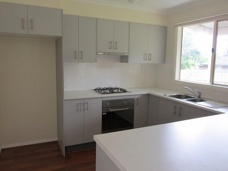2/31 Doysal Avenue, Ferntree Gully VIC 3156