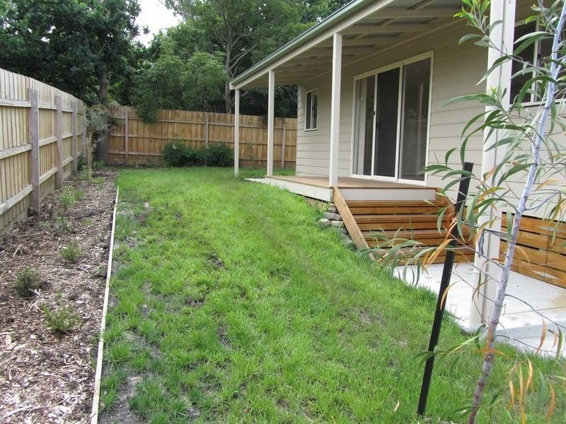 2/31 Doysal Avenue, Ferntree Gully VIC 3156