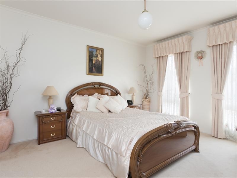 9 Fowler Road, Rowville VIC 3178