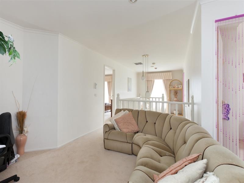 9 Fowler Road, Rowville VIC 3178