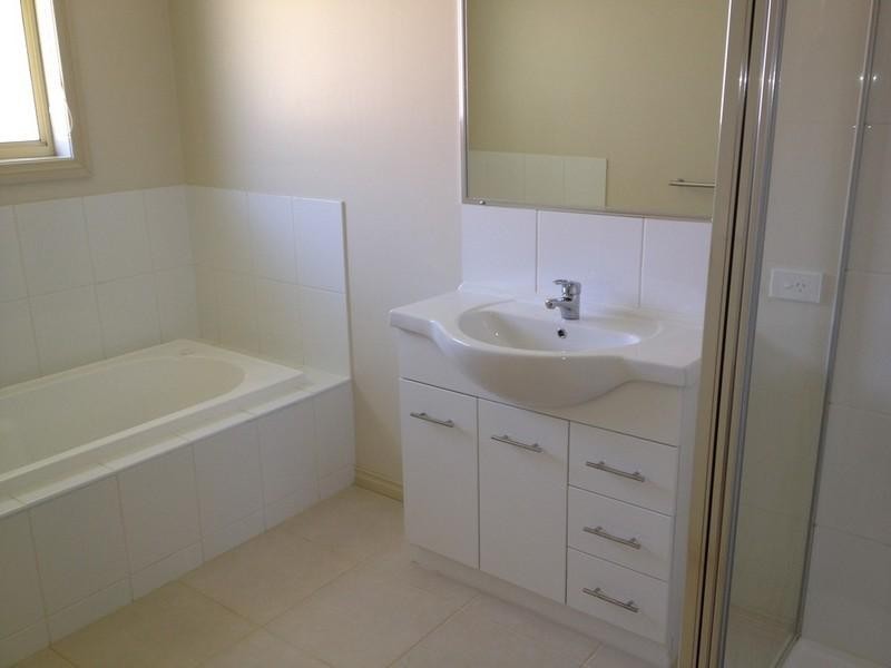 3/13 Bowen Avenue, Ferntree Gully VIC 3156