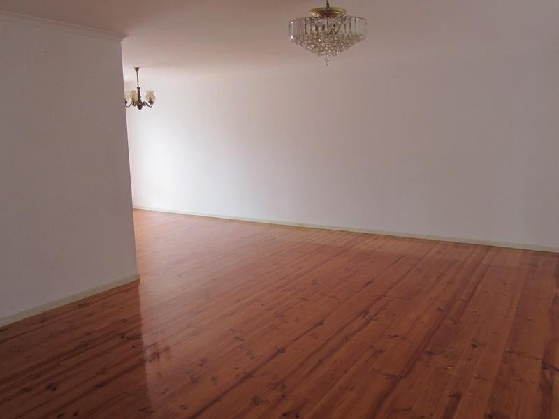 21 Simon Avenue, Rowville VIC 3178