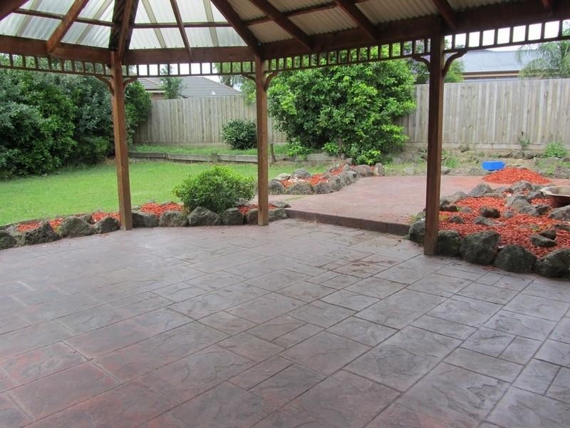 21 Simon Avenue, Rowville VIC 3178