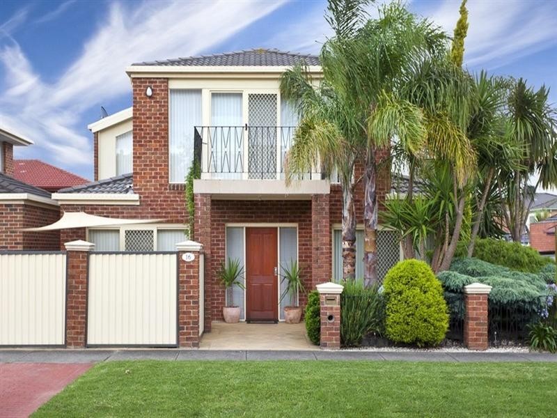 16 Elaine Place, Rowville VIC 3178