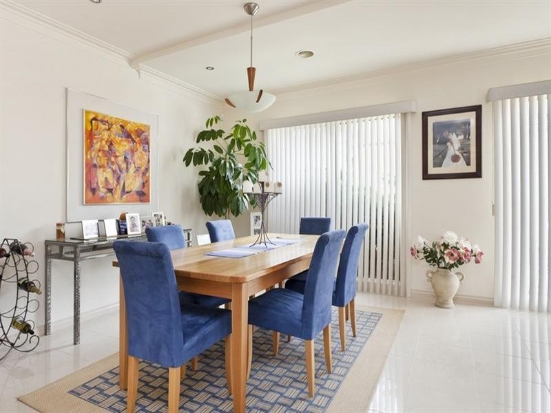 16 Elaine Place, Rowville VIC 3178