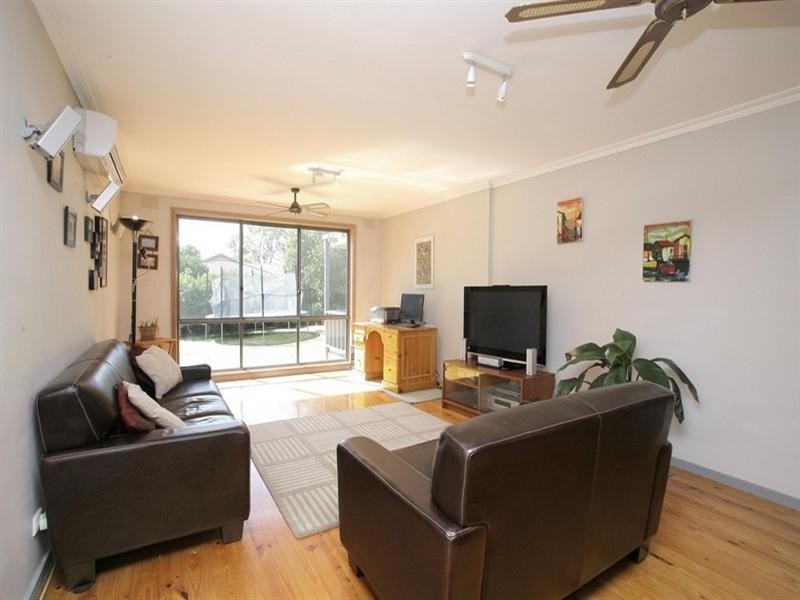 3 Barwon Court, Rowville VIC 3178