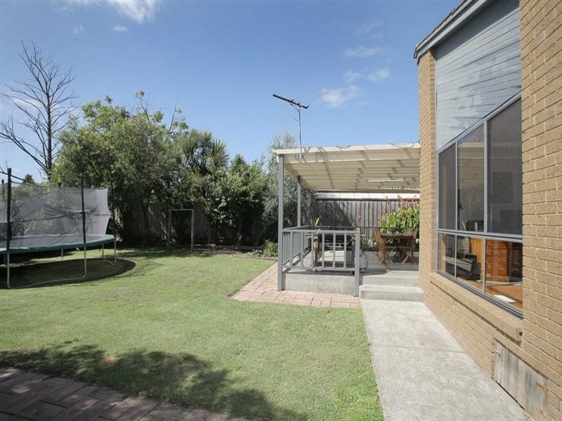 3 Barwon Court, Rowville VIC 3178