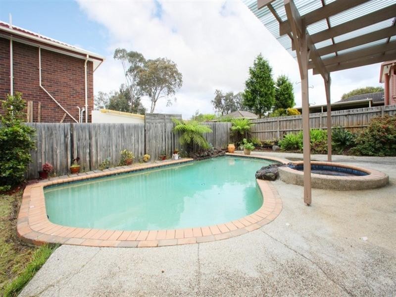 7 Centalla Green, Rowville VIC 3178