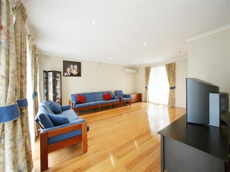 7 Centalla Green, Rowville VIC 3178