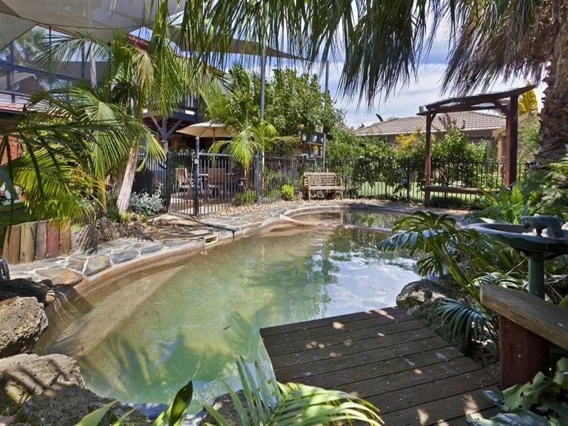 13 Fernlea Avenue, Rowville VIC 3178