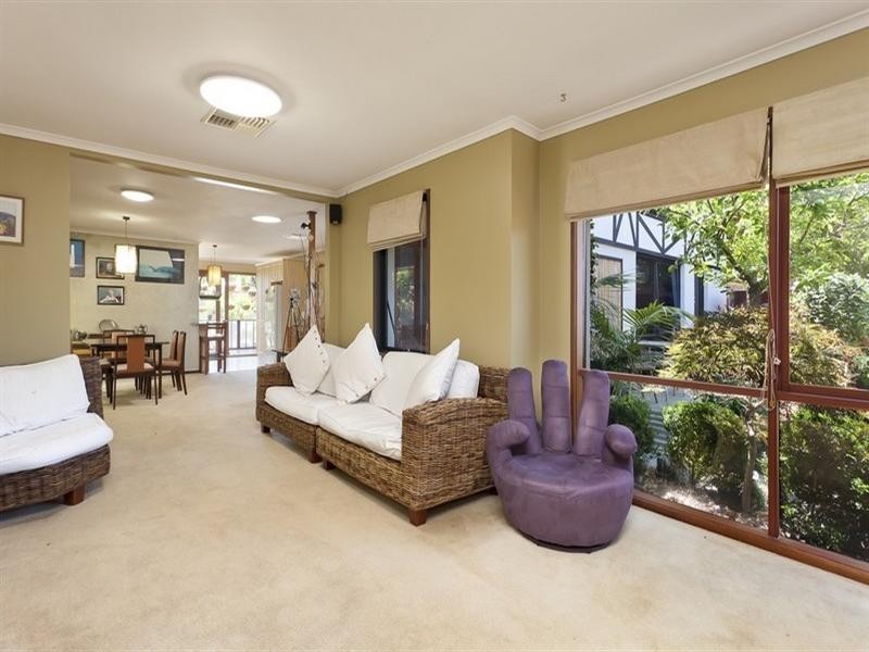 13 Fernlea Avenue, Rowville VIC 3178